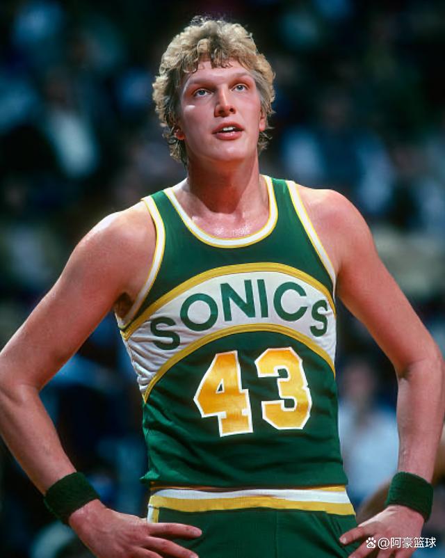 立博体育登录-包含俄克拉荷马雷霆内部会议纪要流出：冲刺阶段伤情更新，NBA总决赛使命明确，轮换策略成焦点的词条