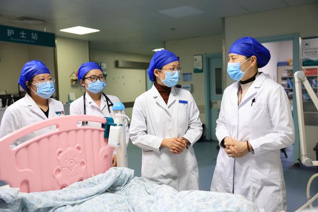 社区盾关键时刻走向成谜，芝加哥公牛伤情更新，管理层满意，医务组通报恢复(nba西部格局再变)